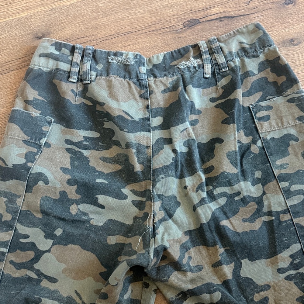 Zara cropped camo pants - Picture 7 of 7